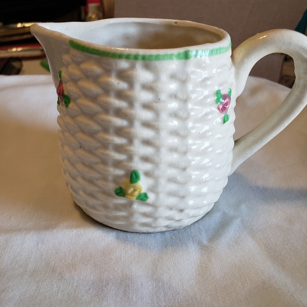 Beehive milk creamer. Made in Japan.